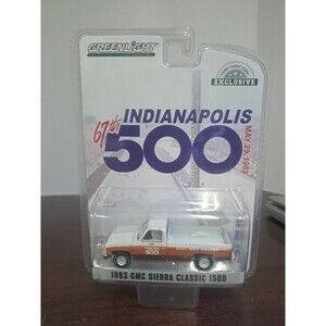 2019 Green Light Hobby Exclusive 67th Indianapolis 500  1993 GMC Sierra Classic